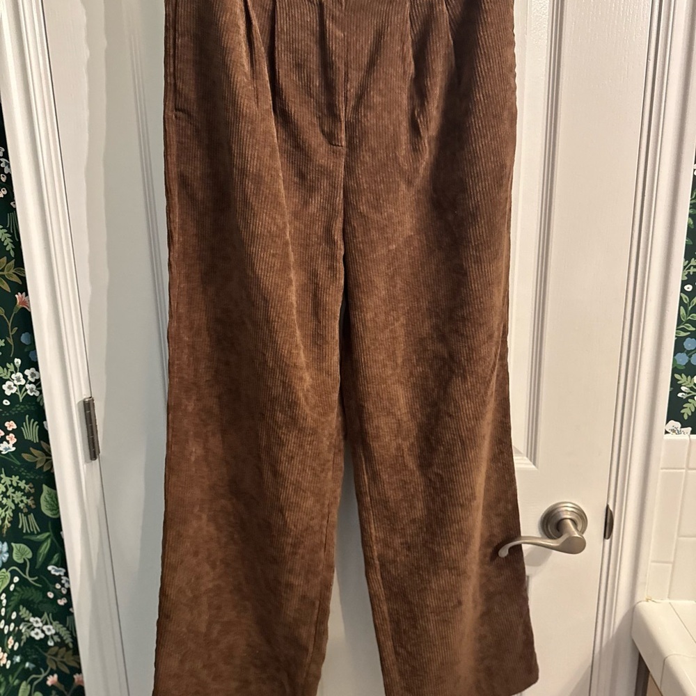 Women's Brown Corduroy Trousers​
